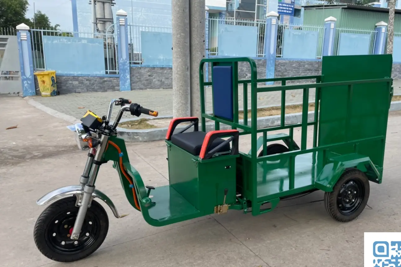 xe dien 3 banh cho thung rac 240l 02