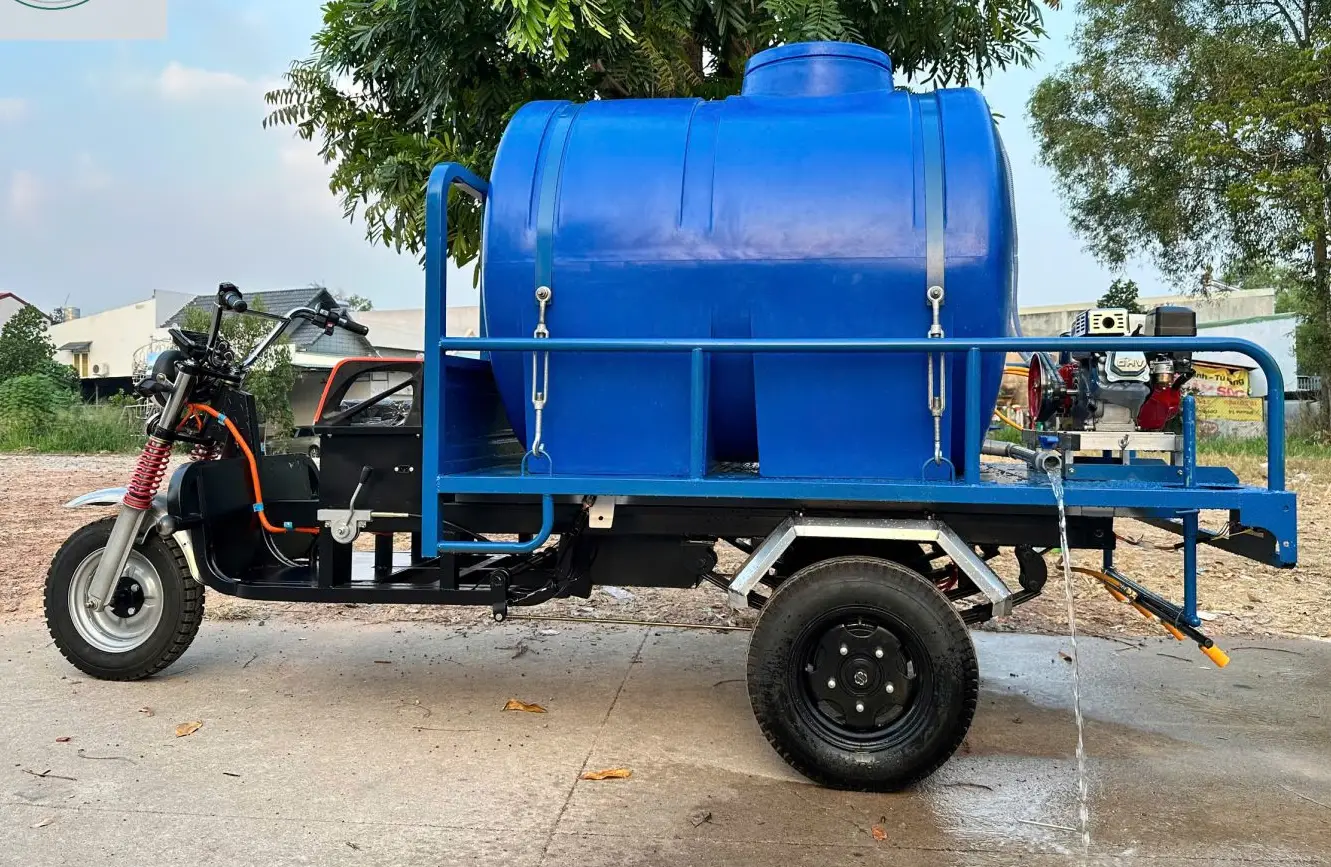 xe dien 3 banh rua duong 1500l 02