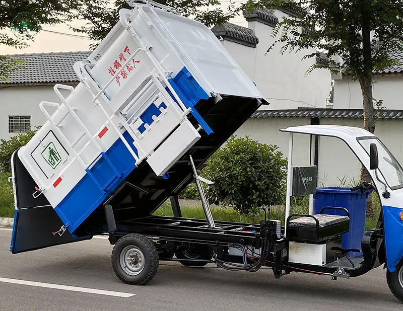 xe dien thu gom rac do thi 2500l 03